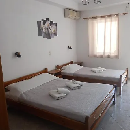 Happy Days Apartment Agia Galini  Exterior photo