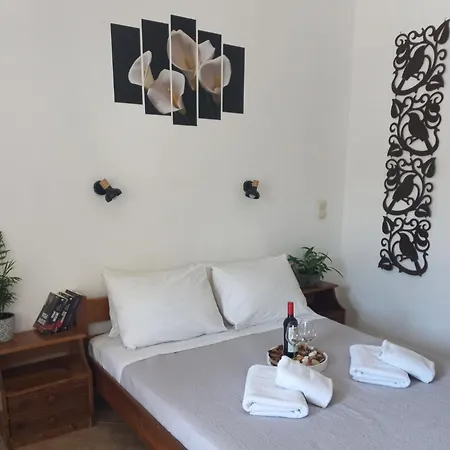 Happy Days Apartment Agia Galini  Exterior photo