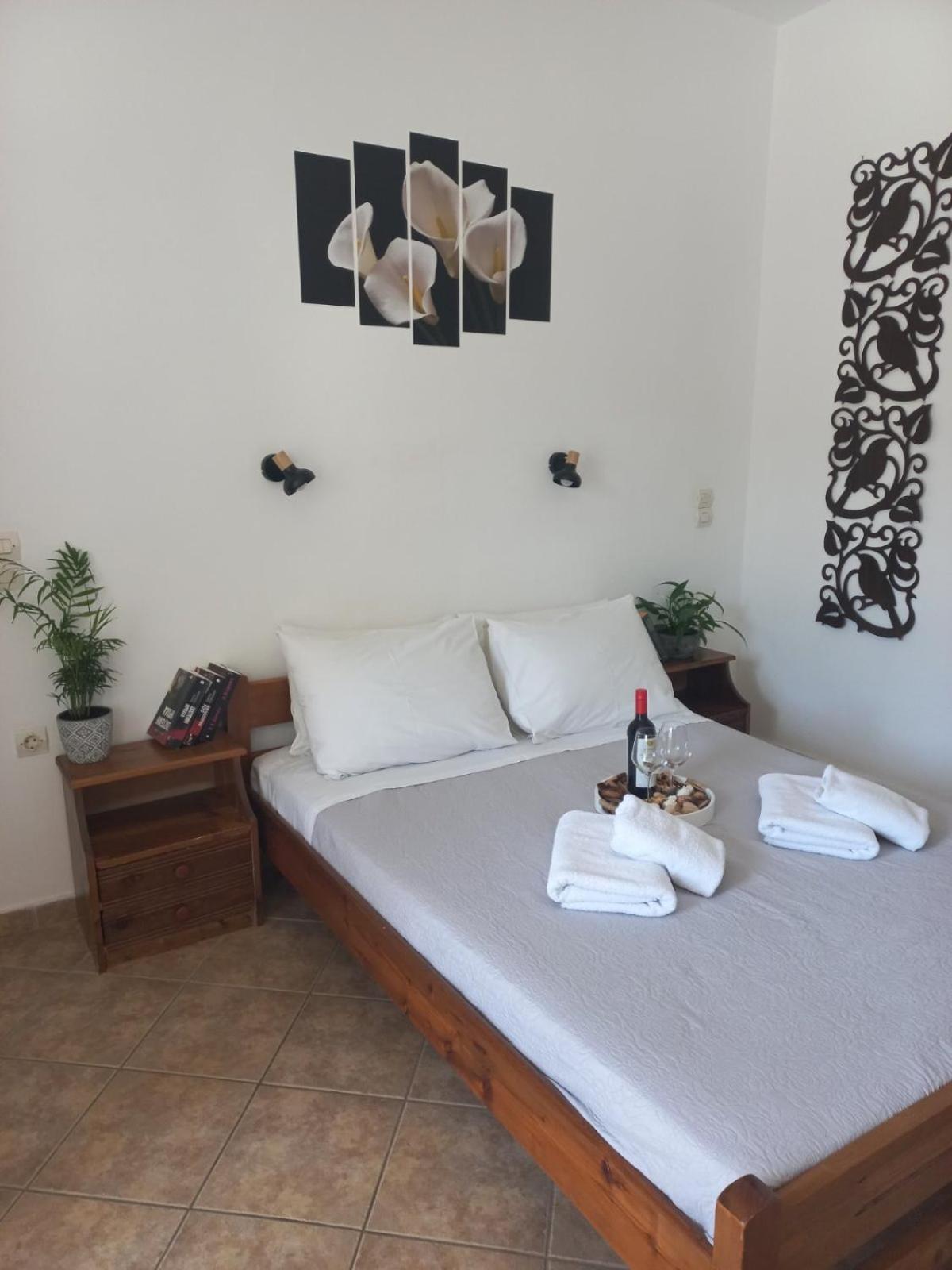 Apartment Happy Days Agia Galini (Crete)